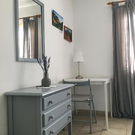 Apartamento Familiar Con Piscina Con Wi Fi En Los Cristianos ロスクリスティアーノス エクステリア 写真